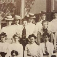 Eleanor Roosevelt with fellow Allenswood students.